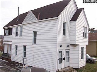2nd image of 2209 W 53rd St