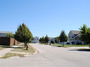 1594 Colleen Ct, Aurora, IL 60505