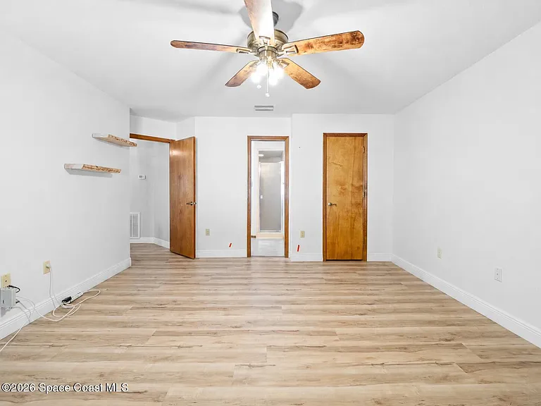 751 Greenwood Manor Cir #15A — Photo 13