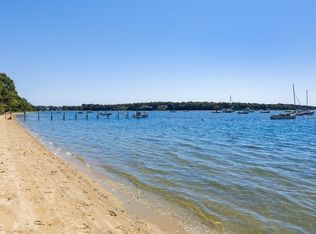 135 Putnam Ave, Barnstable, MA 02635