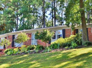 3224 Huntleigh Dr, Raleigh, NC 27604