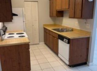 1982 SW 69th Dr, Gainesville, FL 32607
