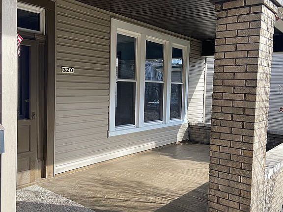 3rd image of 320 Whitely St