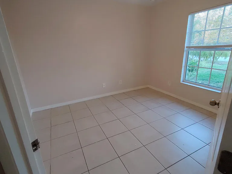 2108 NW 24th Ave — Photo 33