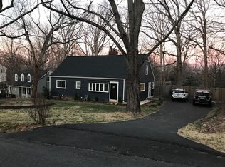 7037 Coventry Rd, Alexandria, VA 22306