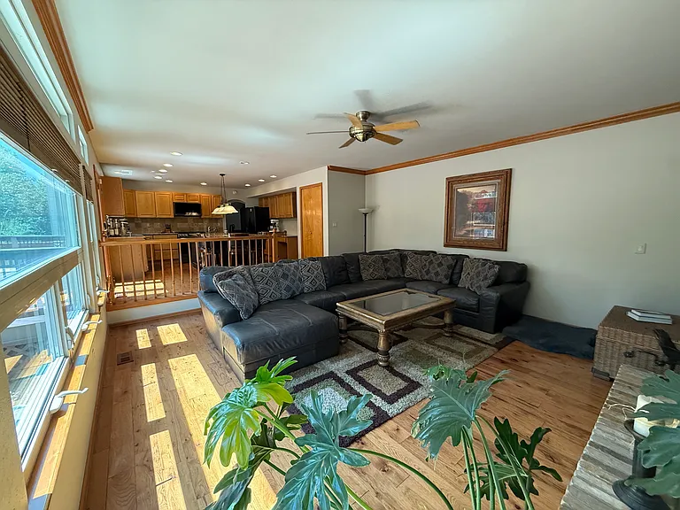 15425 Holbein Dr — Photo 11