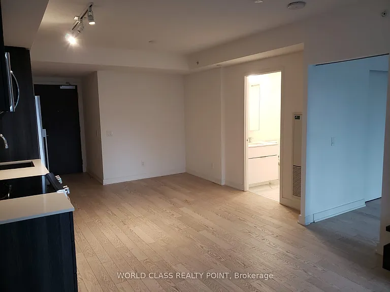 25 Richmond St E #1209 — Photo 5