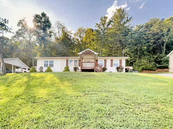 822 Foothills Rd, Kingsport, TN 37663