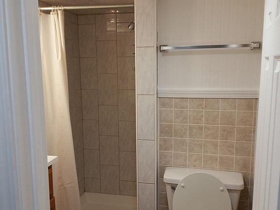 3rd image of 9037 Skokie Blvd