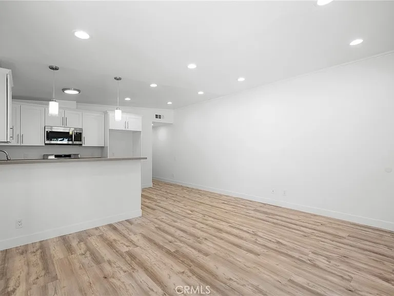 309 Sinclair Ave — Photo 7