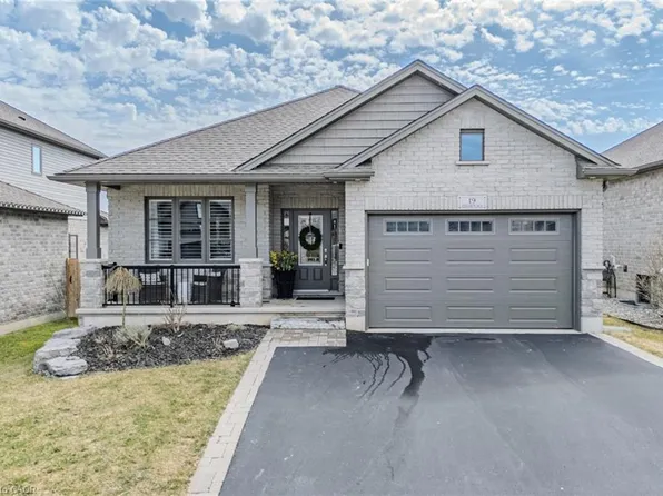 19 Edgar Pl, Brant, ON N3L 0H3