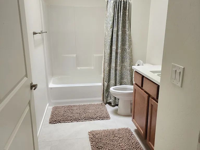 291 S Sky Ranch Rd — Photo 2