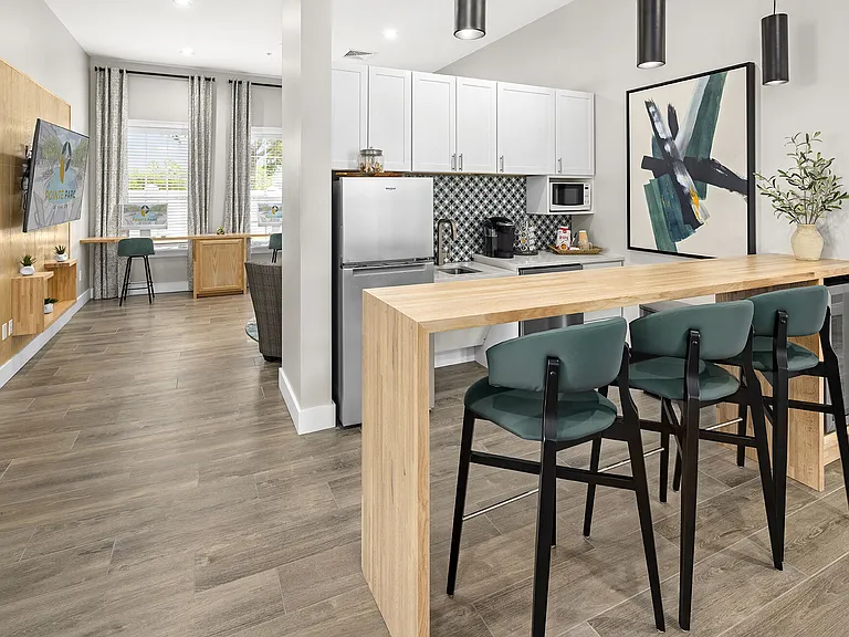 Pointe Parc at Avalon — Photo 10