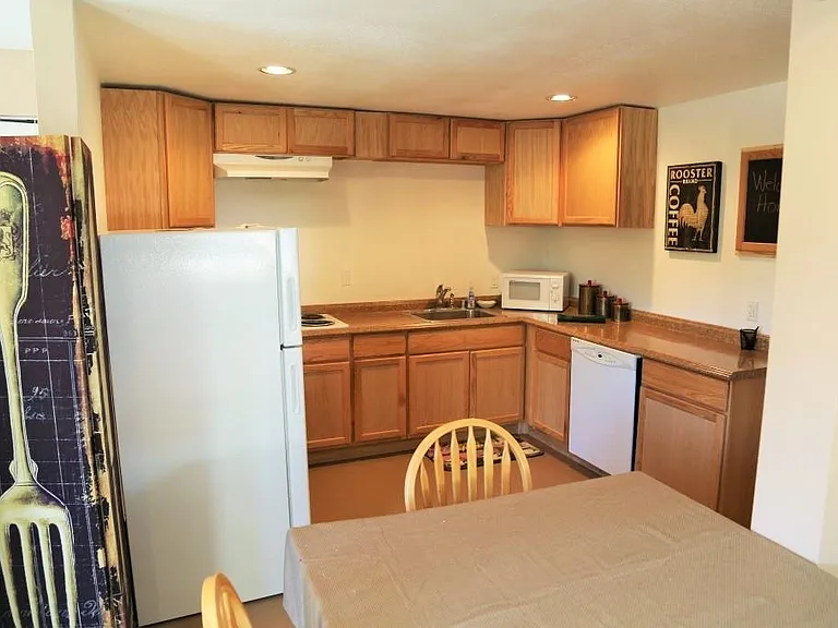 4030A SW Western Blvd — Photo 5