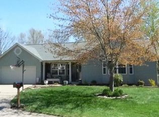 4201 Courtland Ct, Saint Charles, MO 63304