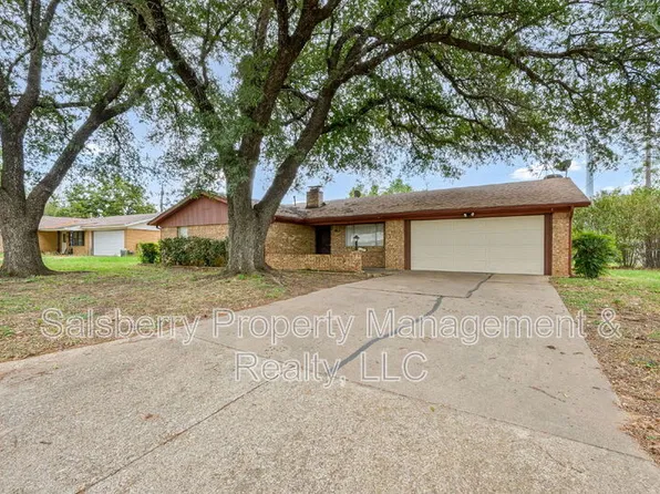 2802 S Murco Dr, Mineral Wells, TX 76067