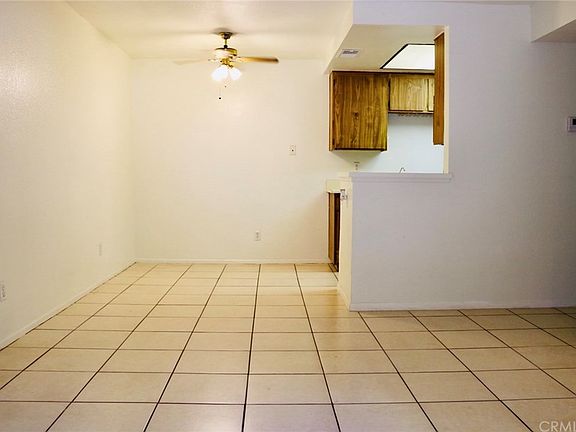 4th image of 1045 W Francis St APT B