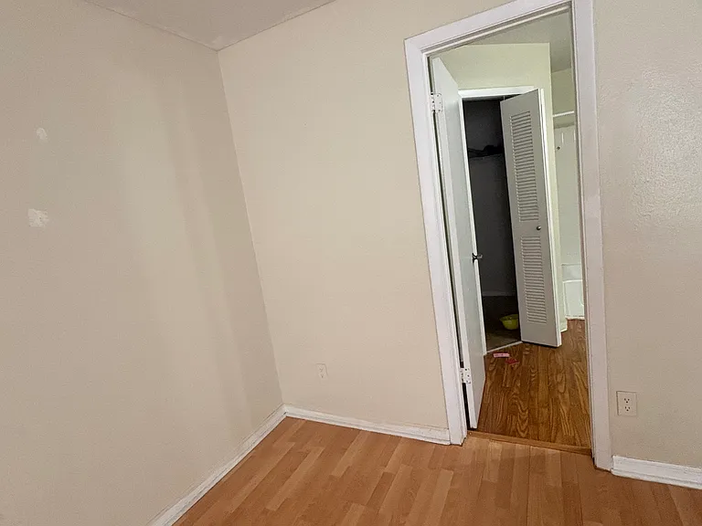 4704 Walden Cir #19 — Photo 6