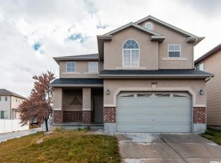 5957 W Chiswick Ct, West Jordan, UT 84081