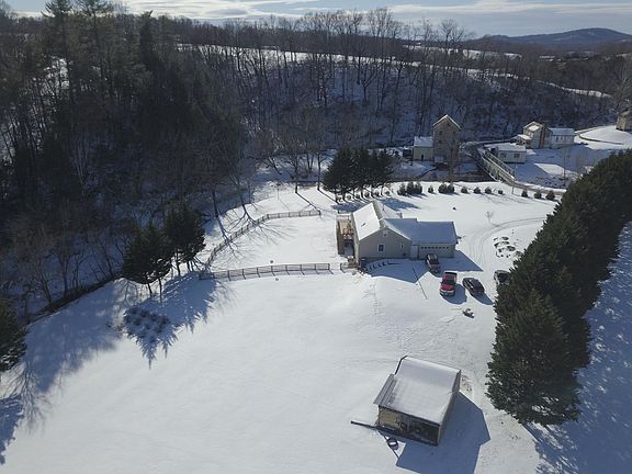 4th image of 1768 Alean Rd