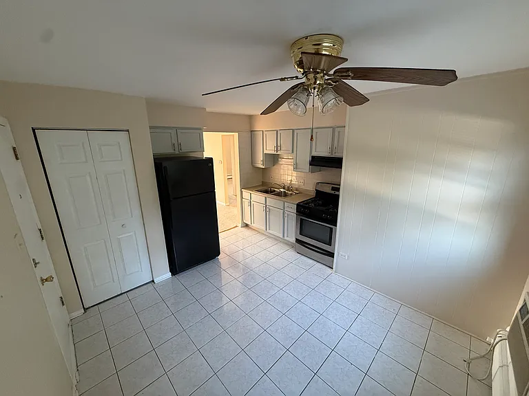 7501 Country Ln #L2 — Photo 3