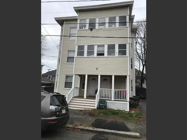 8 Elm St #3, Haverhill, MA 01830