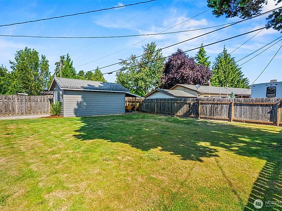 2nd image of 2580 Taylor Avenue