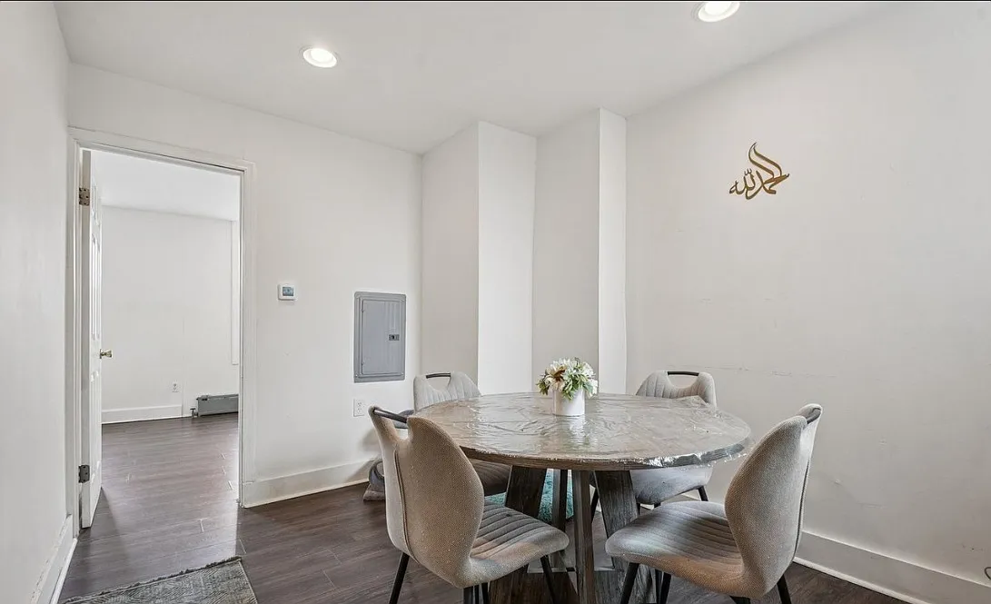 2 bed, 835 sqft, $1,675 — Photo 3