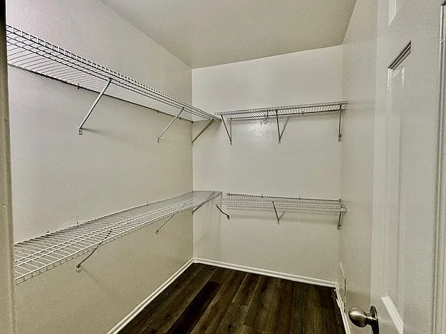 1835 W Crestwood Ln #H10 — Photo 19