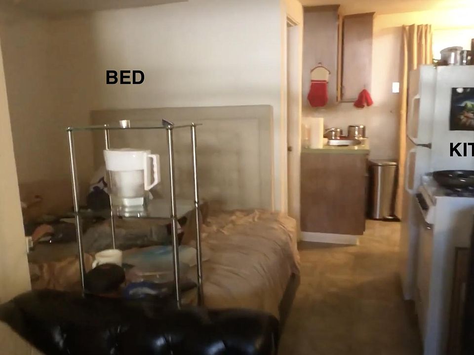 2nd image of 108 Pearl St #B01