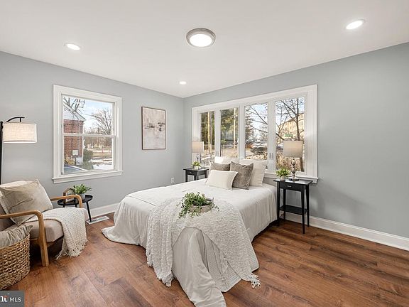 4th image of 6439 Bock Rd