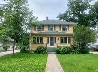 4732 Middaugh Ave, Downers Grove, IL 60515