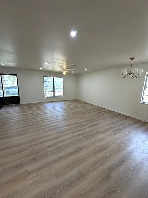 3 bed, 1514 sqft, $1,800 — Photo 3