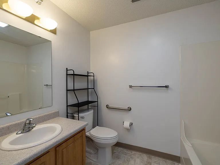 6300 School St — Photo 21