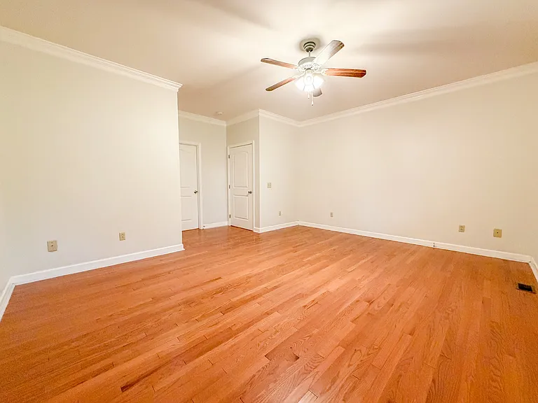 1077 Claylick Rd — Photo 16