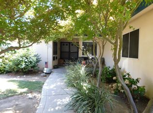 1609 W Evergreen Ct, Visalia, CA 93277