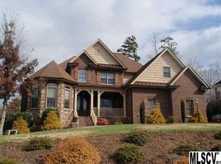 535 Players Ridge Rd, Hickory, NC 28601