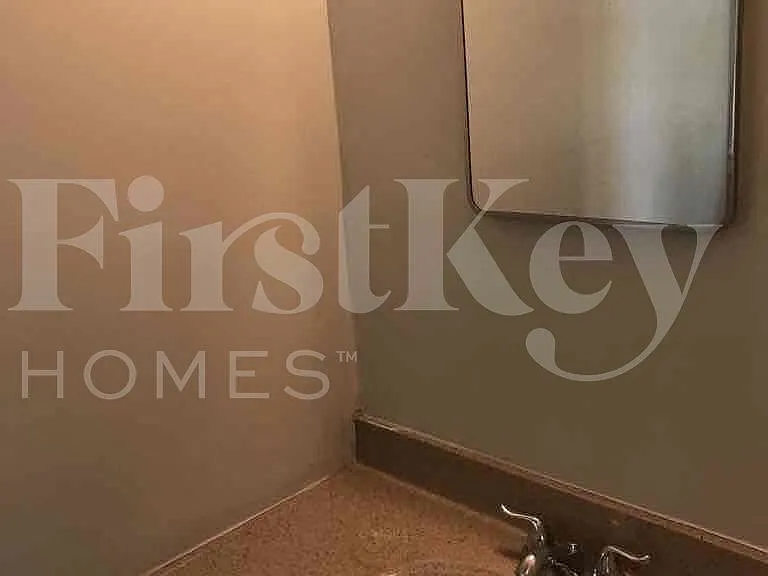 5436 Woodson Rd — Photo 12