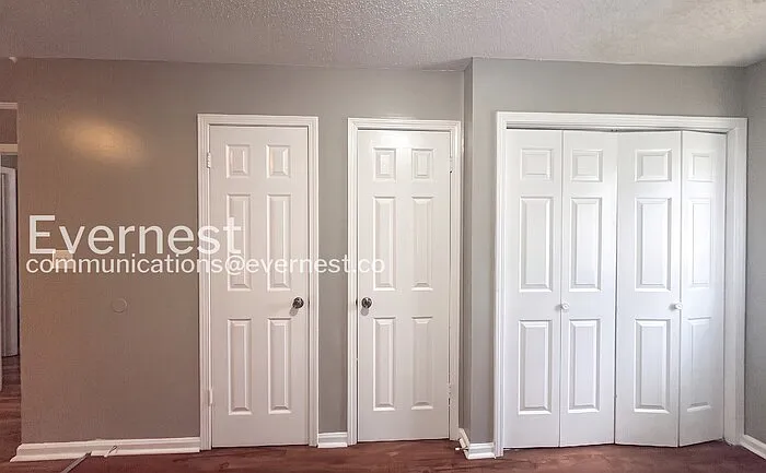 4424 Torrance Dr NW — Photo 4
