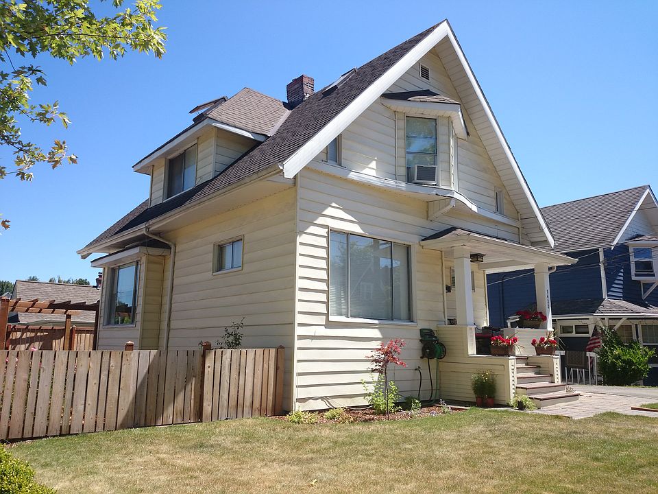 2nd image of 1432 27th Ave