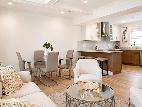 5th image of 99 Sumner St #1