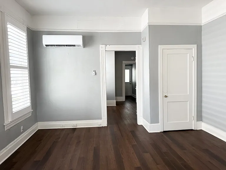 24 N Cooper St #1 — Photo 4