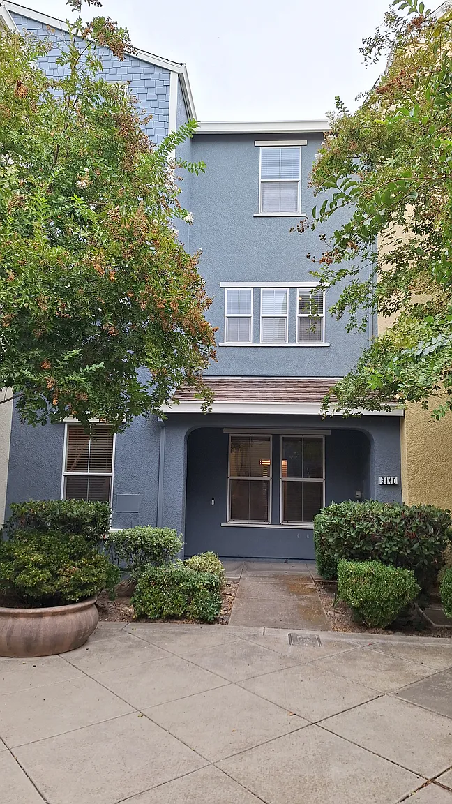 3140 Apperly Way photo 1