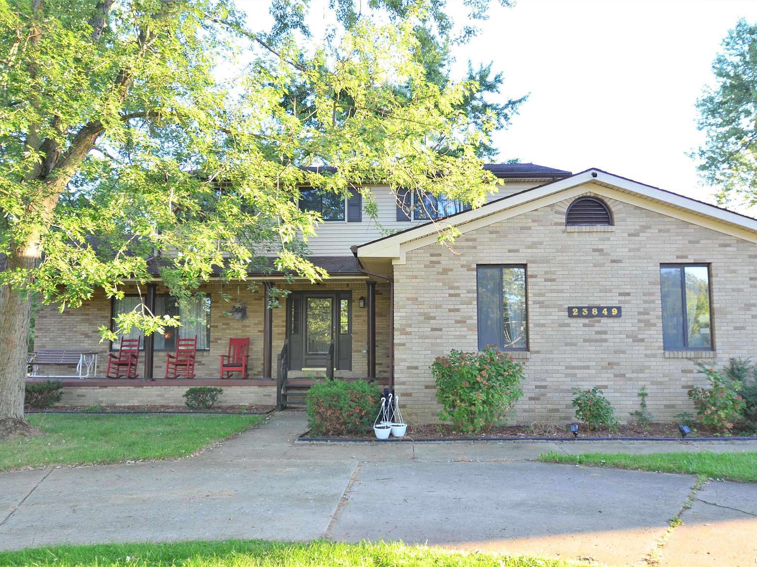 23849 Huron Riv, Rockwood, MI 48173 Zillow