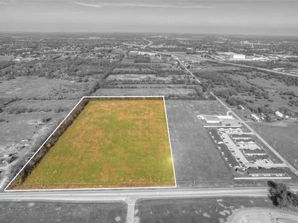 Fir Rd, Carthage, MO 64836