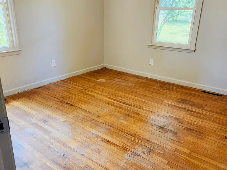 405 Woodberry Dr — Photo 6