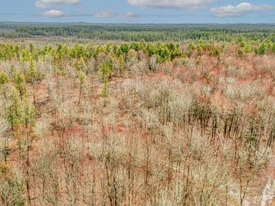N948 Old Plank Rd, Wetmore, MI, 49895