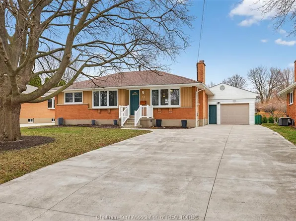 12 Jupiter Ave, Chatham Kent, ON N7M 4C5