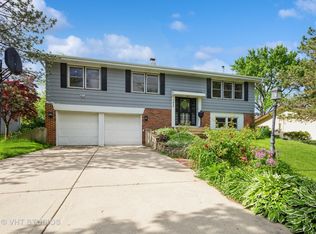 1435 Nottingham Ln, Hoffman Estates, IL 60169