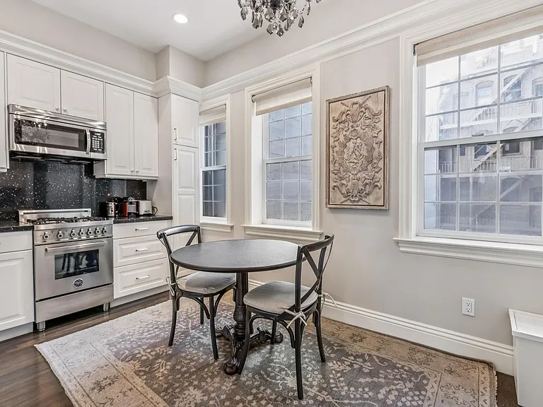 690 Sutter St — Photo 15